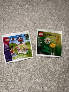 NWT Lego Friends & Botanicals Flower Mini Packs